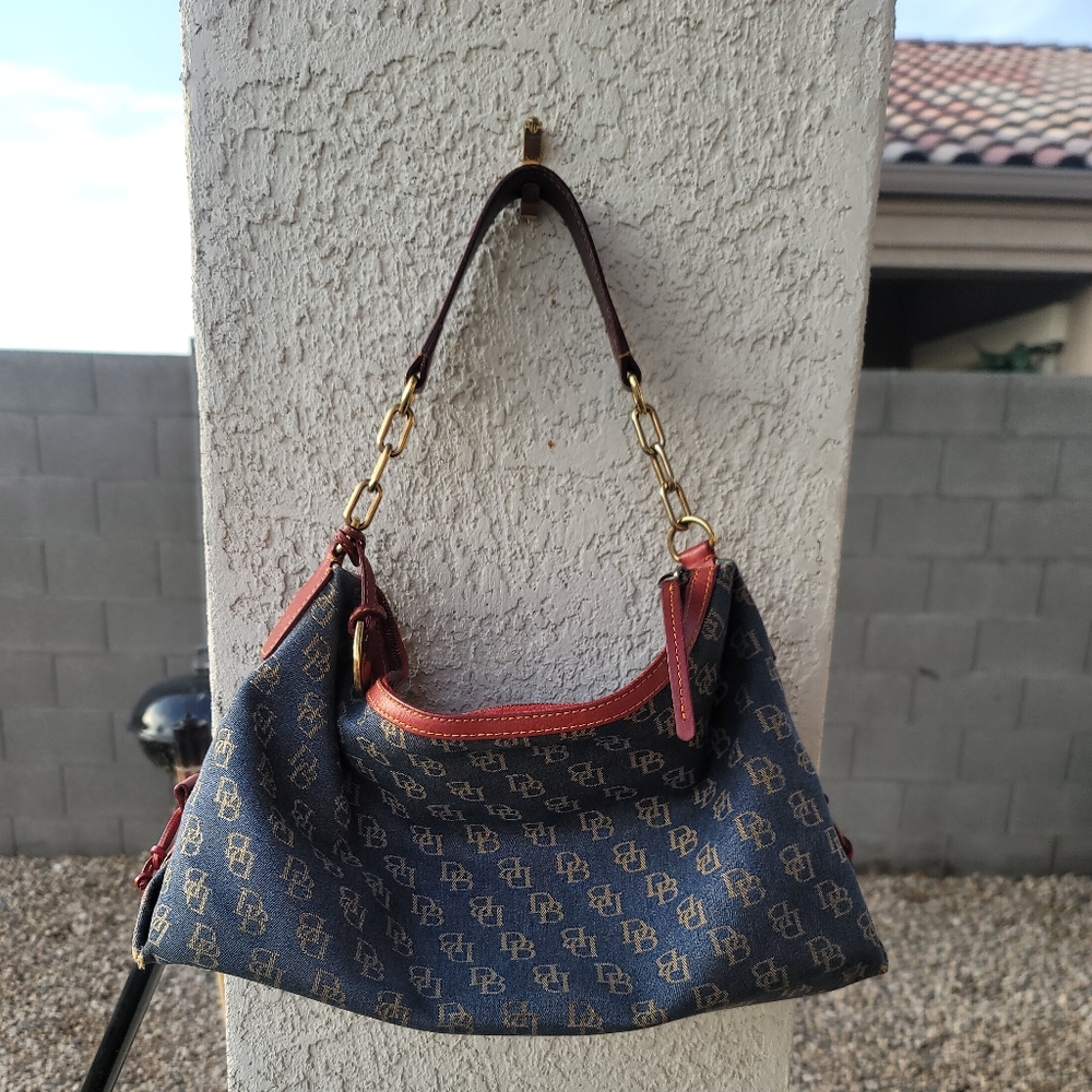 Dooney & Bourke Bag.